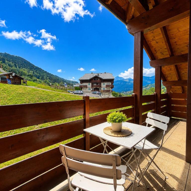 Duplex 3 chambres au pied des pistes avec piscine et parking - Appartement 3 Chambres - 17