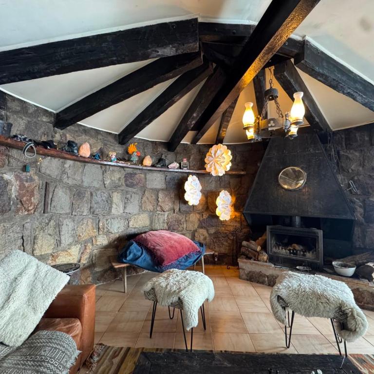Refugio Arrayan Nevado Habitaciones en Farellones con Chimenea y Jacuzzi - Habitación Doble con baño compartido - 2