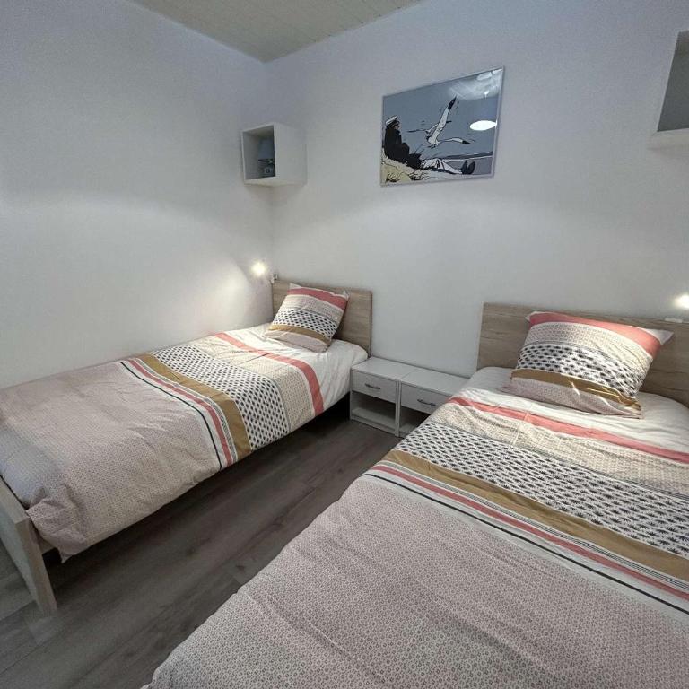 Appartement à 100m de la plage avec balcon, parking, classé 2 étoiles - FR-1-224C-66 - Appartement (5 Adultes) - 12