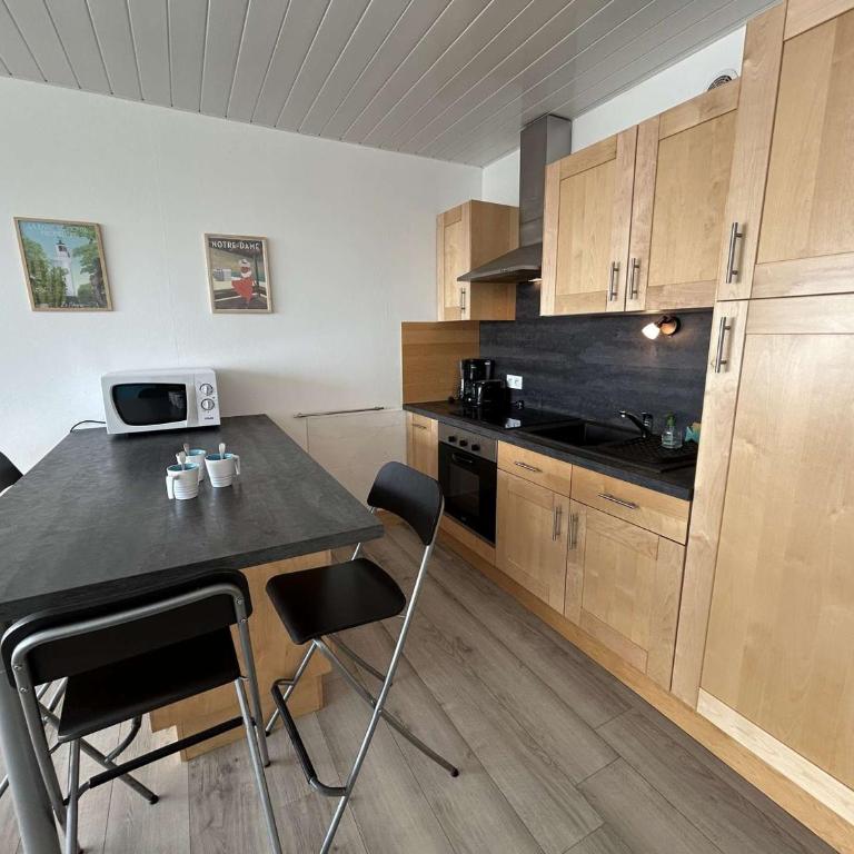 Appartement à 100m de la plage avec balcon, parking, classé 2 étoiles - FR-1-224C-66 - Appartement (5 Adultes) - 17