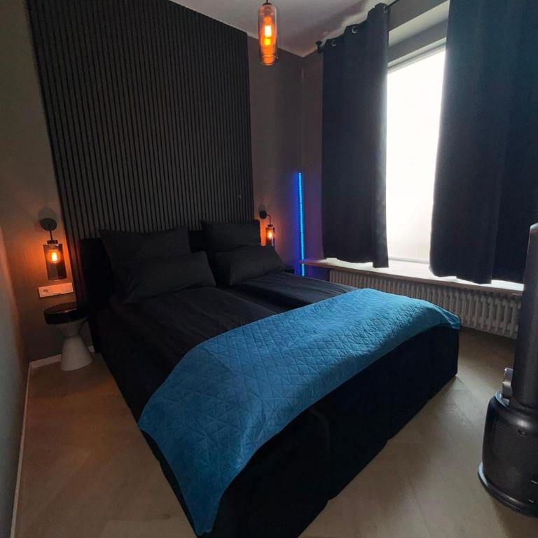 Roomies Living Munich - Chambre Double ou Lits Jumeaux avec Salle de Bains Privative - 1