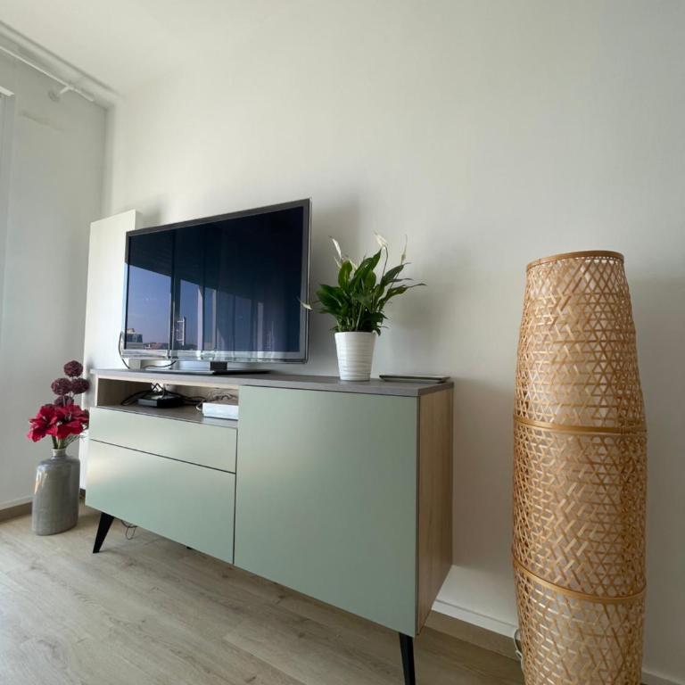 Une jolie vue - Appt 2 pièces - Vue mer Balcon sud - 150m de la plage - Appartement - Vue sur Mer - 4