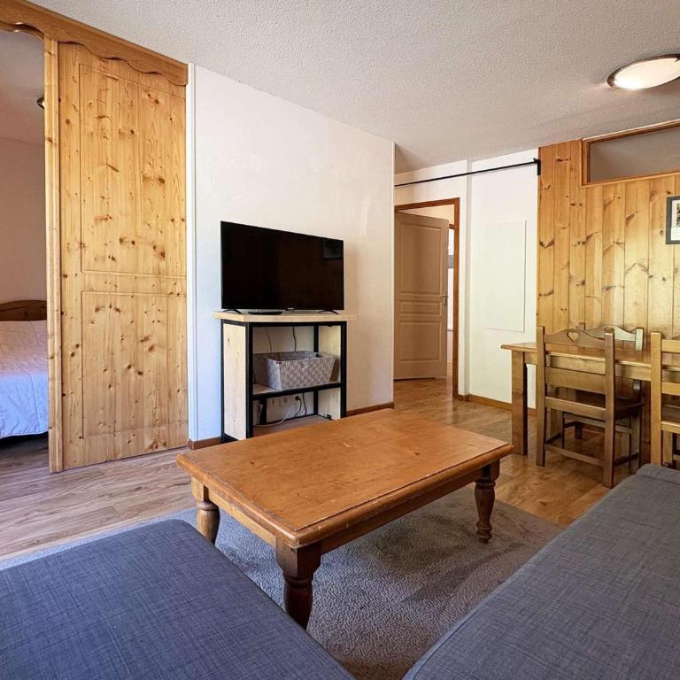 Appartement charmant avec piscine, sauna, et accès skis aux pieds - 6 personnes, Les Orres 1800 - FR-1-322-446 - Apartment (6 Adults) - 9