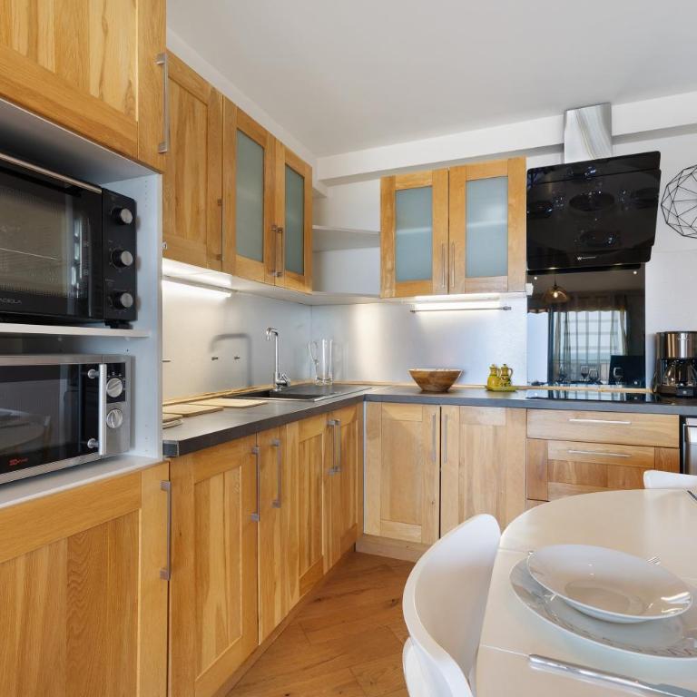 La Terrasse Des Demoiselles - Appartement 1 Chambre Supérieur avec Balcon - 14