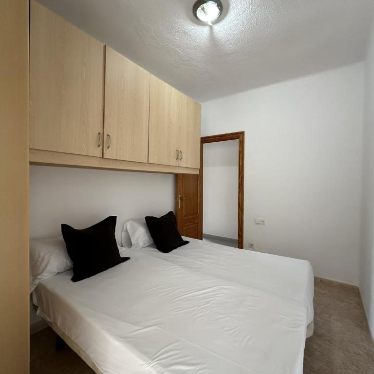 Apto Familiar a 200m Playa Bil-Bil - Two-Bedroom Apartment - 11