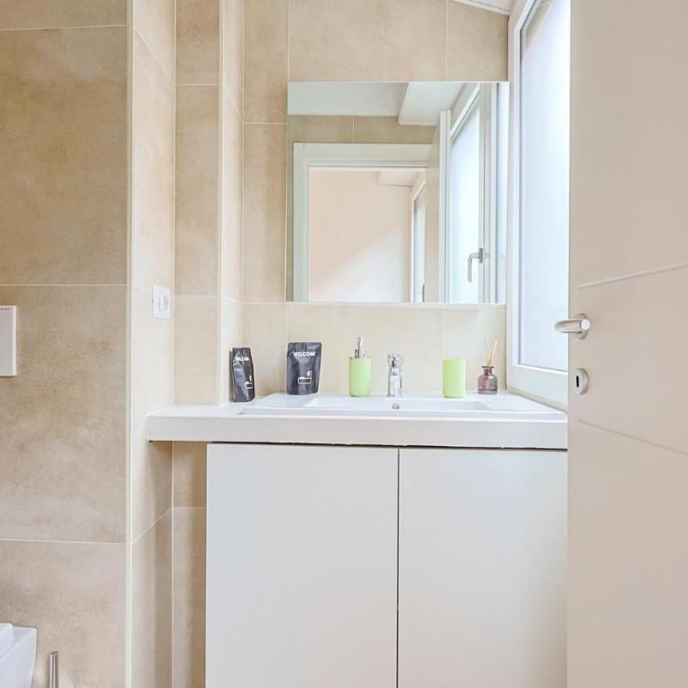 EUR Suite by Rentbeat - Appartamento Loft con 1 Camera da Letto e Balcone - 6