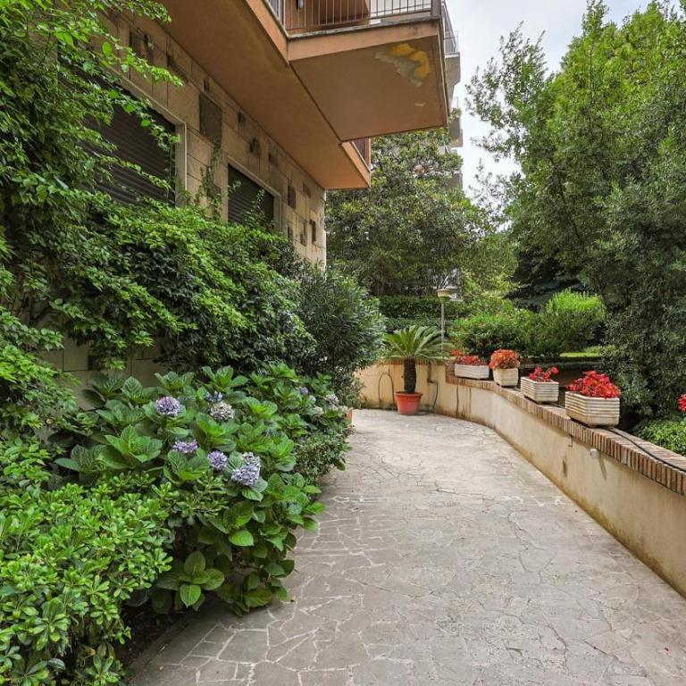 EUR Suite by Rentbeat - Appartamento con 1 Camera da Letto - 1