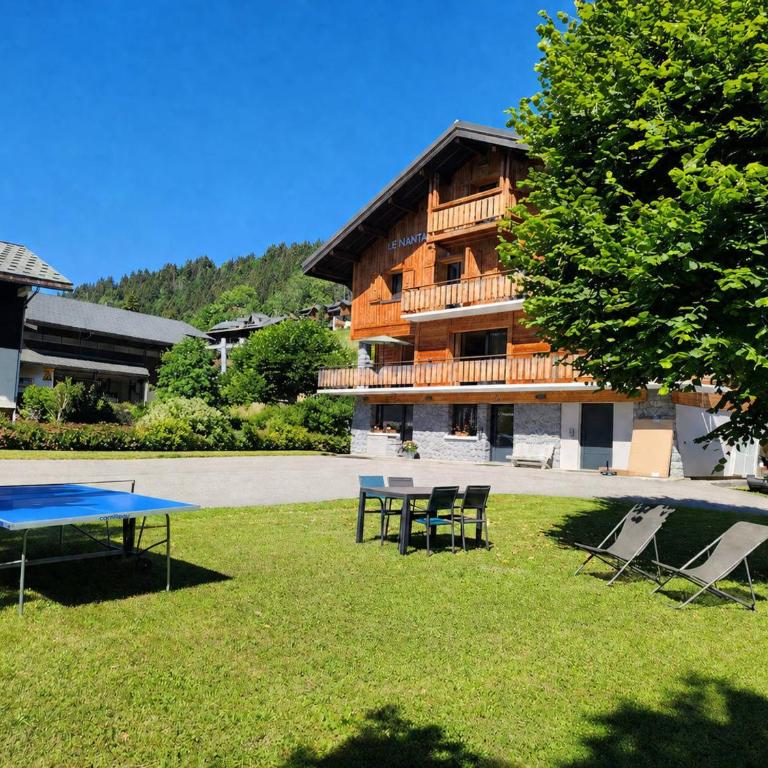 Appartement lumineux, chalet rénové, centre Les Gets, 6 pers, proche pistes, parking - FR-1-598-158 - Appartement - 16