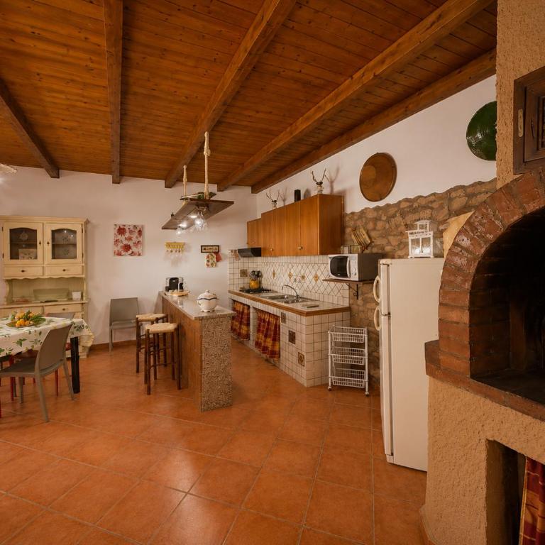 Villa Andrea "Vivi l'Oasi di Tranquillità" - Vacation Home - 17
