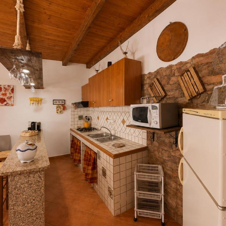 Villa Andrea "Vivi l'Oasi di Tranquillità" - Vacation Home - 16