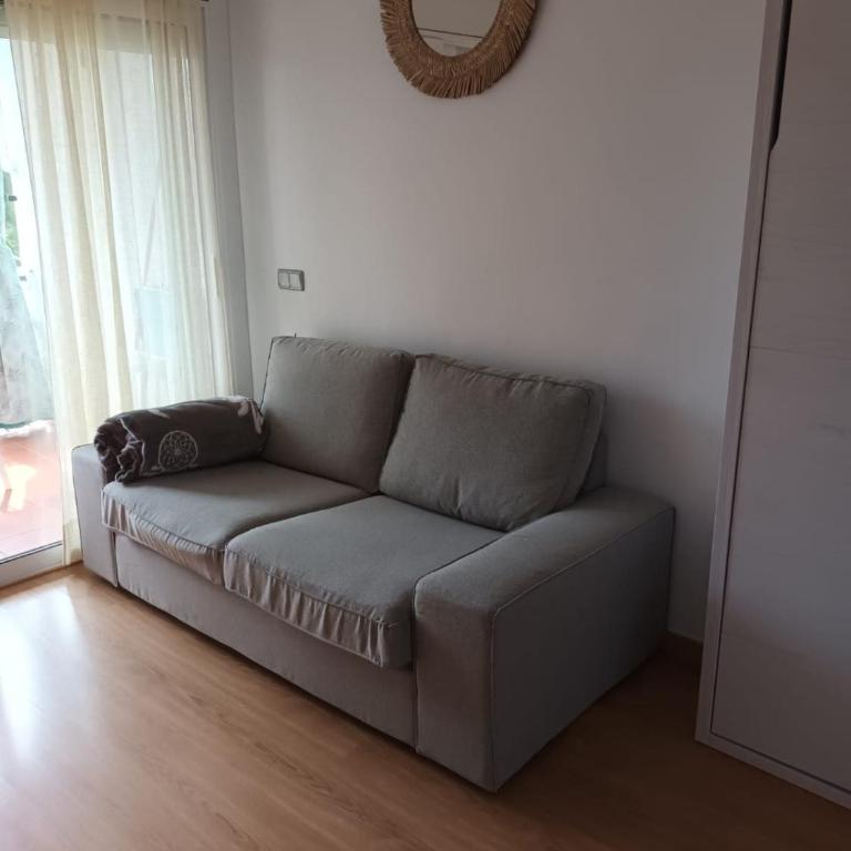 Acogedor y Tranquilo frente a la Playa con Piscina Wifi Parking - Apartamento de 1 dormitorio - 11