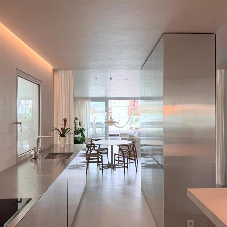 Newly Renovated Spacious Penthouse with Terrace - Apartamento de 3 dormitorios - 31