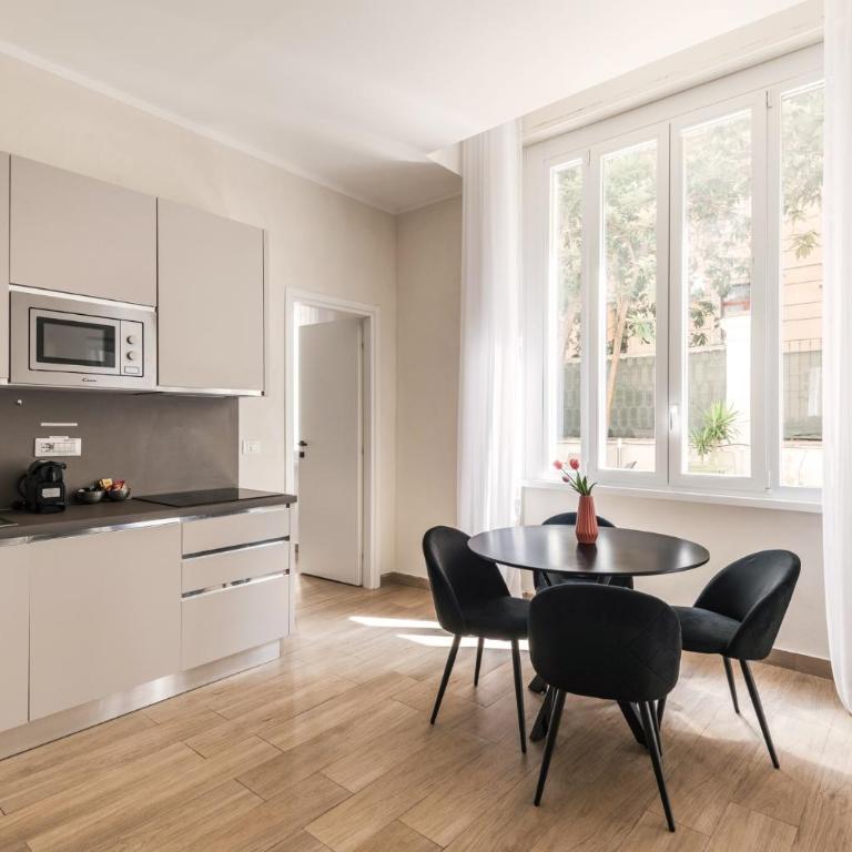 C2 Top Class Apartment, 2 camere da letto con giardino in zona Via Veneto distante 15 minuti a piedi da Fontana di Trevi - Appartamento con 2 Camere da Letto - 32