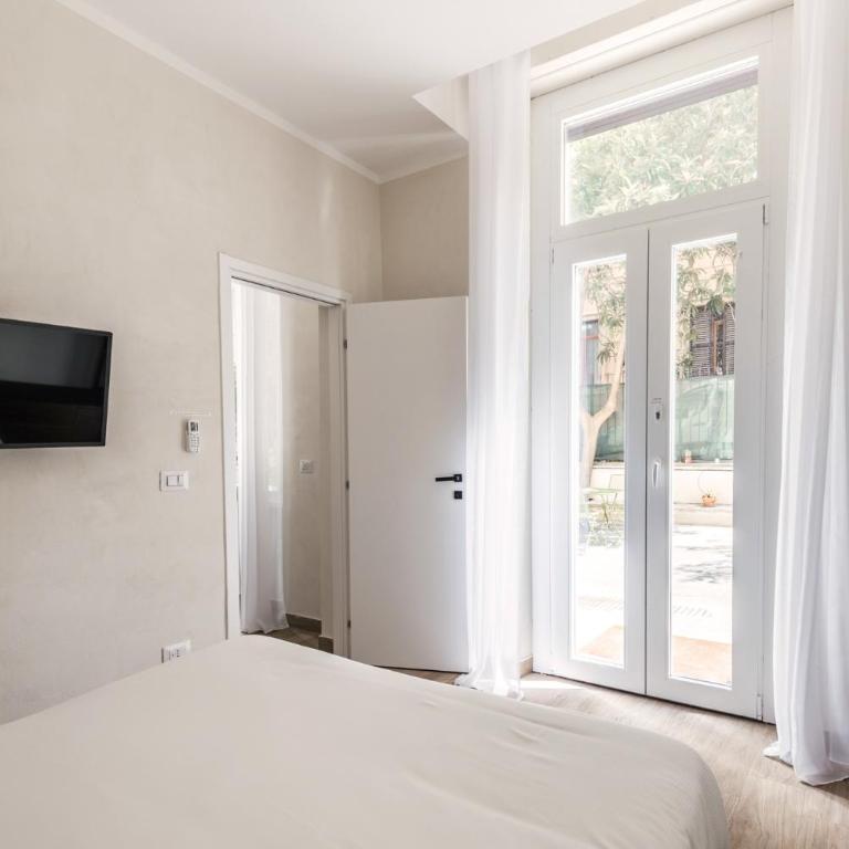 C2 Top Class Apartment, 2 camere da letto con giardino in zona Via Veneto distante 15 minuti a piedi da Fontana di Trevi - Appartamento con 2 Camere da Letto - 37