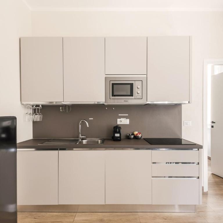 C2 Top Class Apartment, 2 camere da letto con giardino in zona Via Veneto distante 15 minuti a piedi da Fontana di Trevi - Appartamento con 2 Camere da Letto - 38