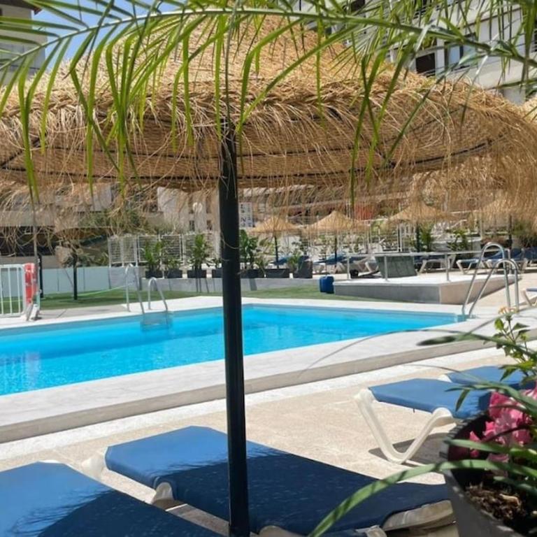 Nogalera Living Comfort Studio, in the heart of Torremolinos near the beach and train station Seasonal pools by NAMASTE ELITE - Appartamento Monolocale con Letto King-Size - 10
