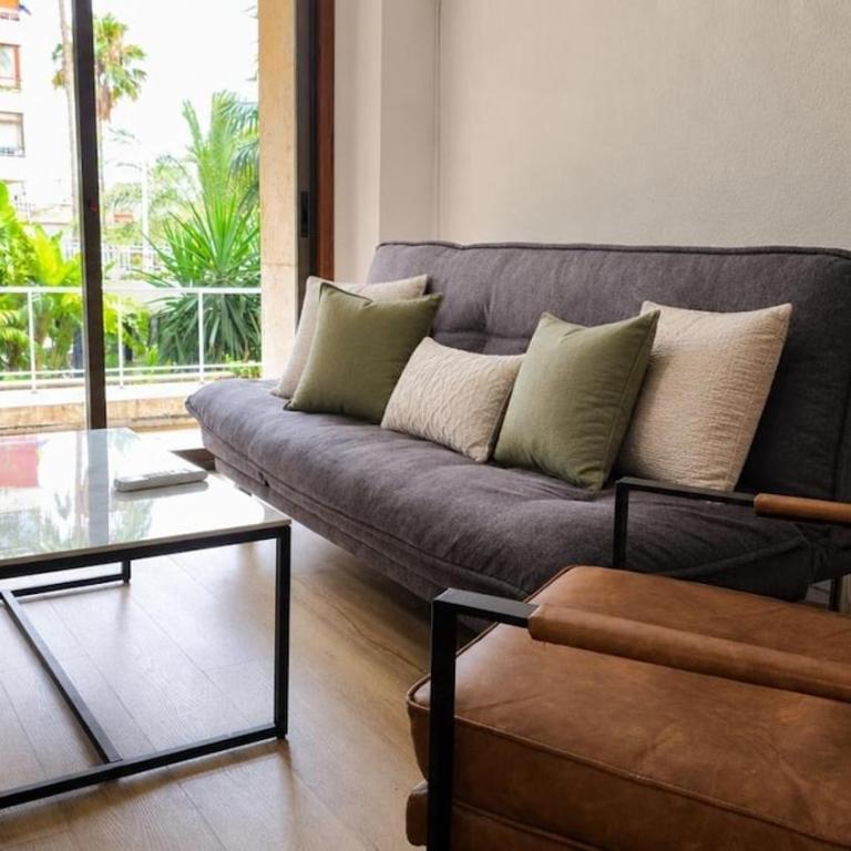 Nogalera Living Comfort Studio, in the heart of Torremolinos near the beach and train station Seasonal pools by NAMASTE ELITE - Appartamento Monolocale con Letto King-Size - 16