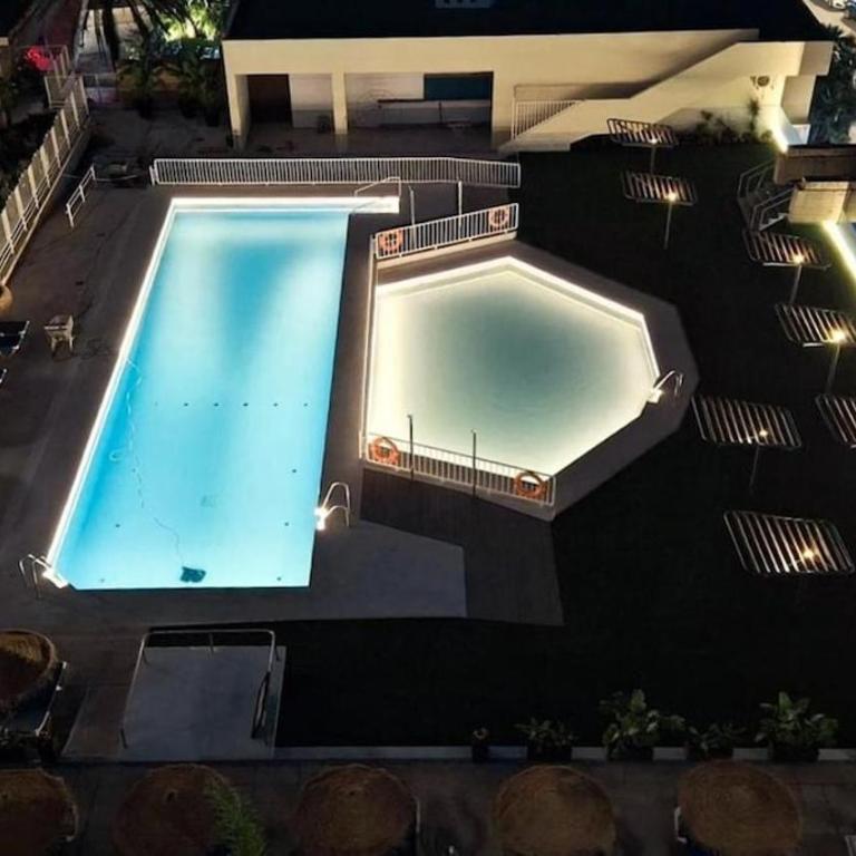 Nogalera Living Comfort Studio, in the heart of Torremolinos near the beach and train station Seasonal pools by NAMASTE ELITE - Appartamento Monolocale con Letto King-Size - 20