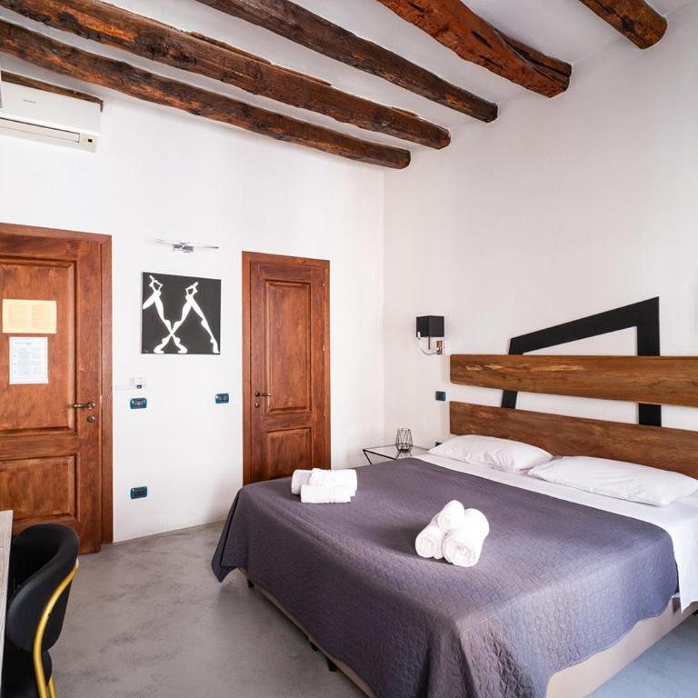 C&O Savoia Deluxe Rooms - Camera Deluxe Matrimoniale/Doppia con Letti Singoli con Vista Città - 1