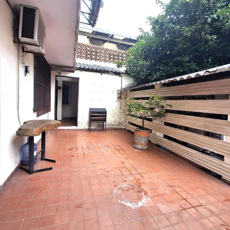 PD MONOAMBIENTE Cocineta y baño Zona Residencial - One-Bedroom Apartment - 7