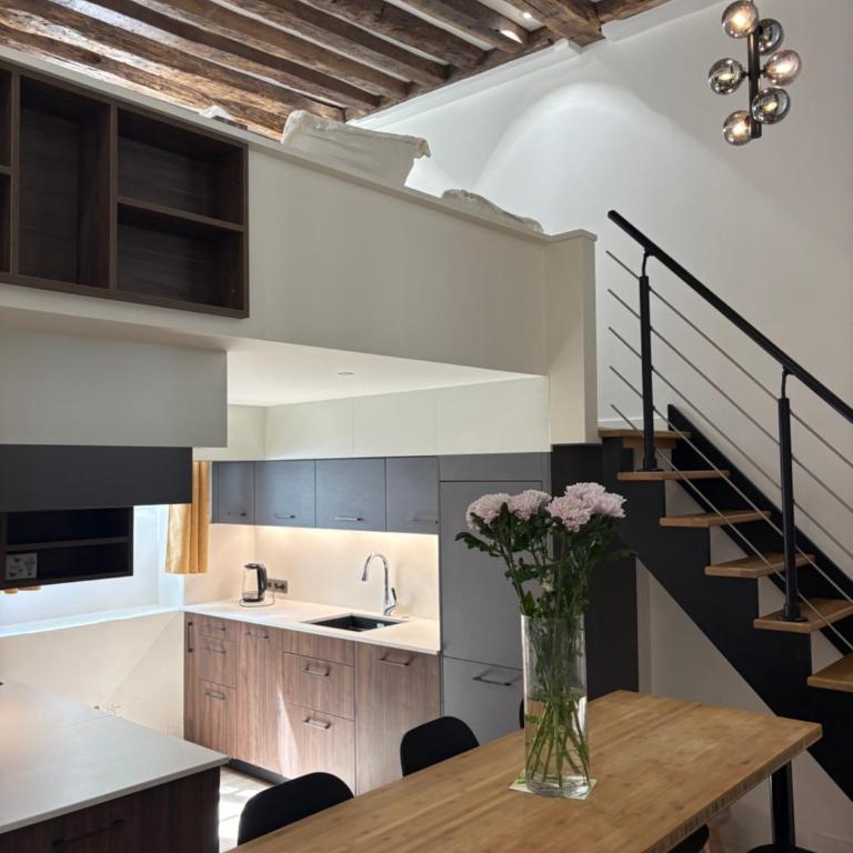 Private Entrance Designer Loft Place des Vosges - Appartement 1 Chambre - 1