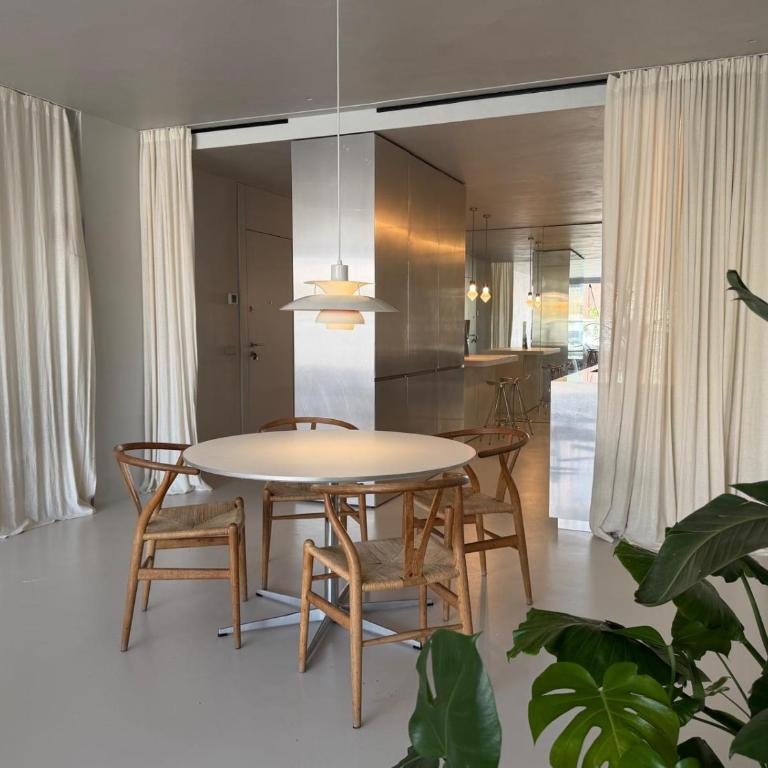 Newly Renovated Spacious Penthouse with Terrace - Apartamento de 3 dormitorios - 36