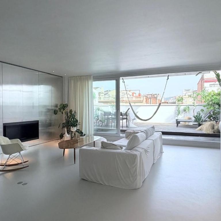 Newly Renovated Spacious Penthouse with Terrace - Apartamento de 3 dormitorios - 3