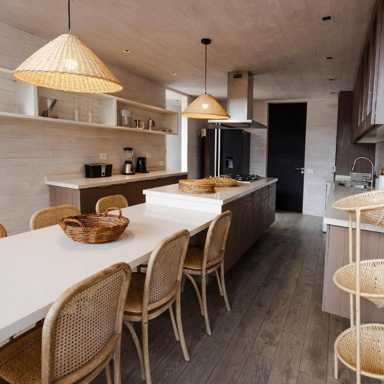 Casas Punta Costanera - Casa Unifamiliar de 3 dormitorios - 11