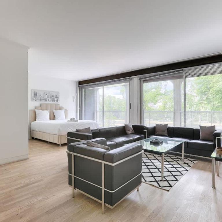Studio Luxueux avec Terrasse - Appartement - 1