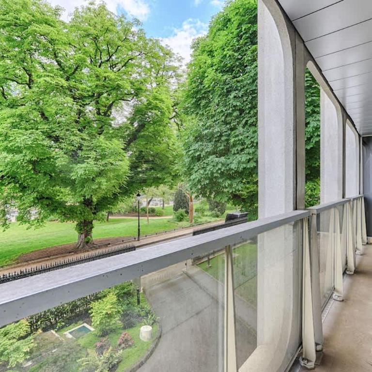 Studio Luxueux avec Terrasse - Appartement - 8