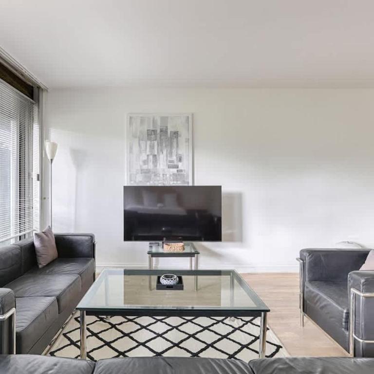 Studio Luxueux avec Terrasse - Appartement - 14