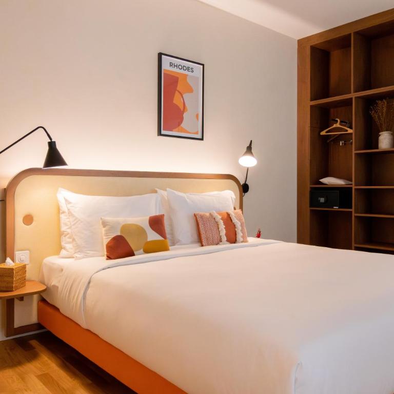 HOOD Hotel - Superior Deluxe Double or Twin Room - 6