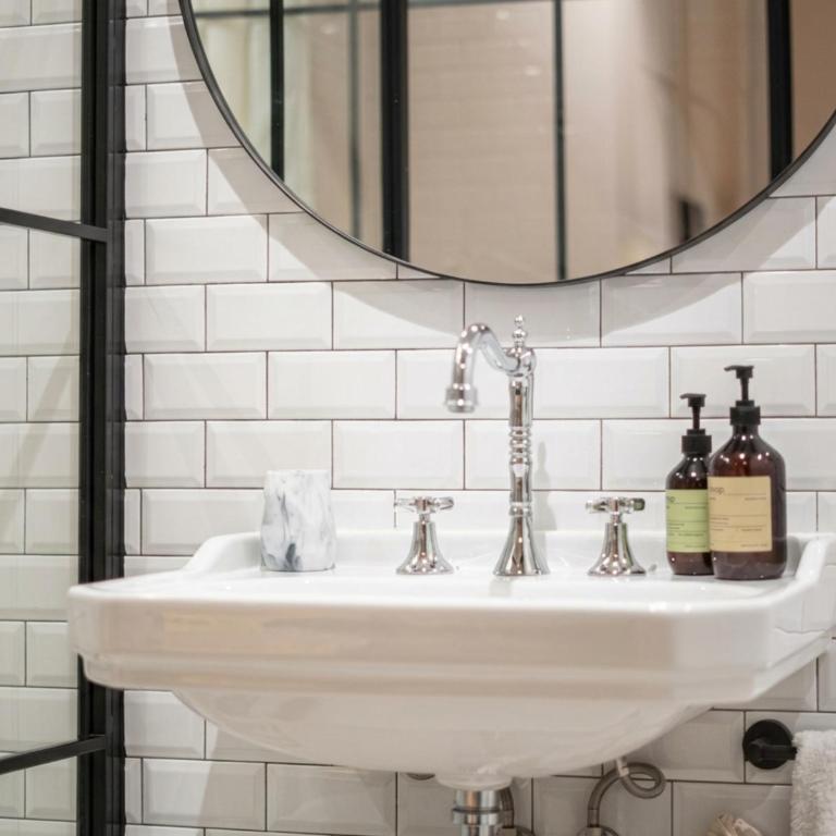 La Fonda Heritage Hotel Luxury, Relais & Châteaux - Studio Apartment - Annex Building - 2