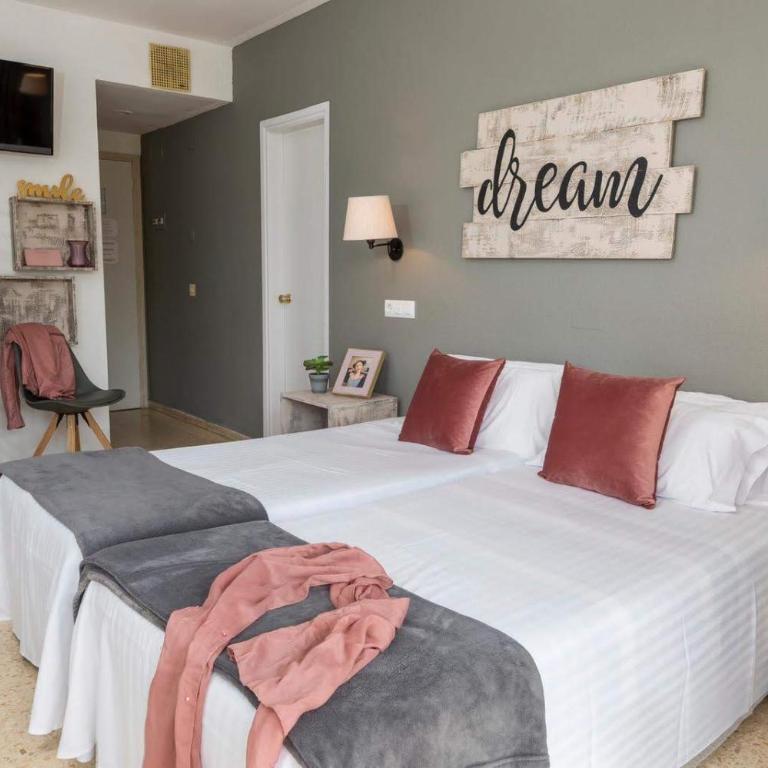 Hotel Bulevard - Habitación Quíntuple (5 adultos) - 4