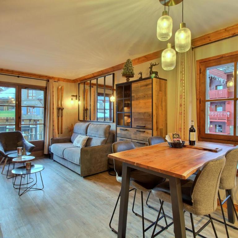 ARC 1950, Appartement 1 chambre avec Cheminée, 4 personnes, Vue Montagne, SAUNA, HAMMAM, JACUZZI, PISCINE EXTERIEURE CHAUFFEE - Apartment mit 1 Schlafzimmer, Balkon und Bergblick - 1