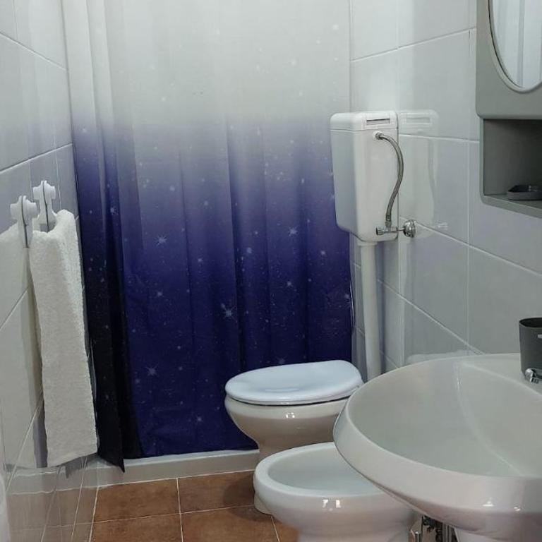 Naples Central Station Rooms - Camera Matrimoniale con Bagno Privato - 7