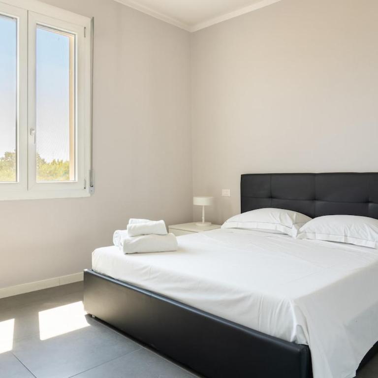 Emilia Suite Holiday - Appartamento con 1 Camera da Letto - 1