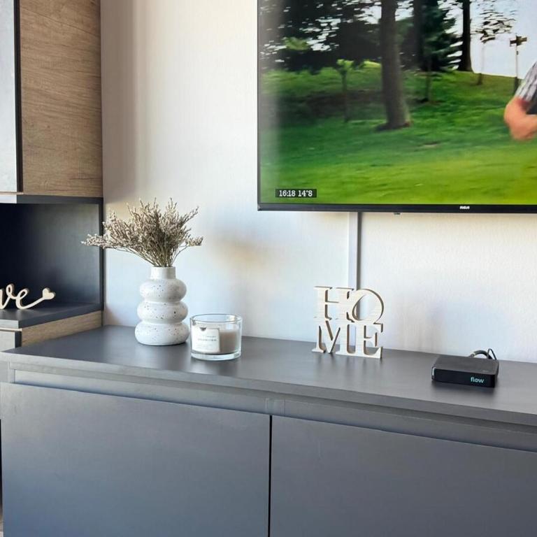 Moderno monoambiente con vista a la ciudad - Apartamento de 1 dormitorio - 3