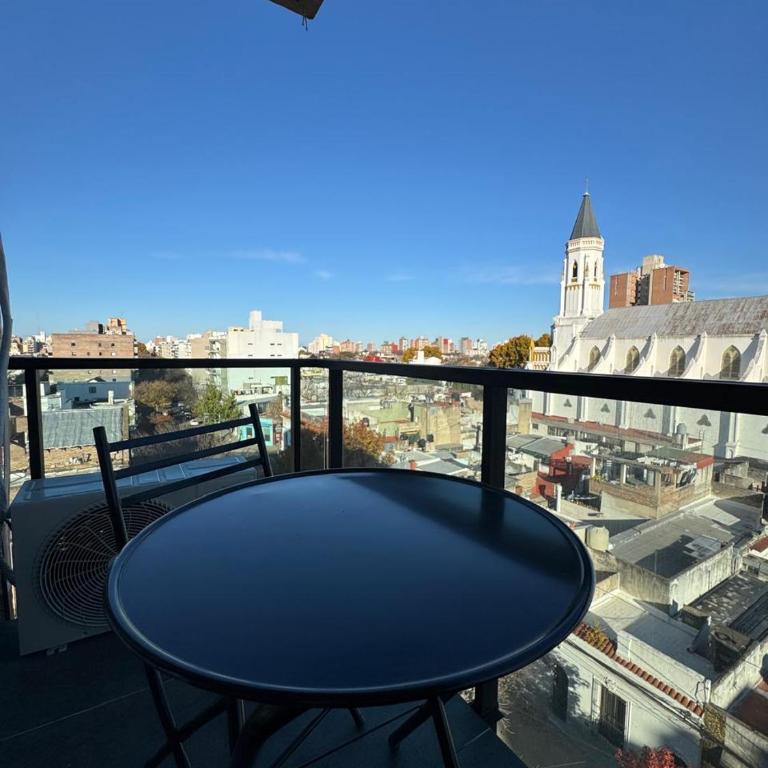 Moderno monoambiente con vista a la ciudad - Apartamento de 1 dormitorio - 5