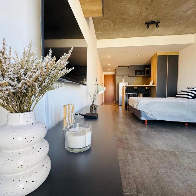 Moderno monoambiente con vista a la ciudad - Apartamento de 1 dormitorio - 12