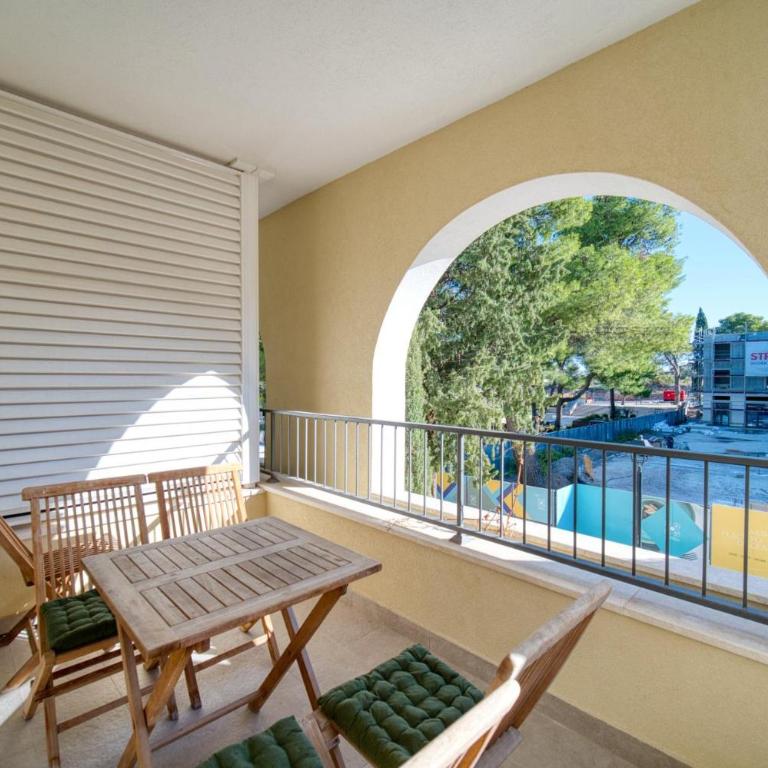 Lustica Bay Centrale by 2BHome - Two-Bedroom Apartment - 11