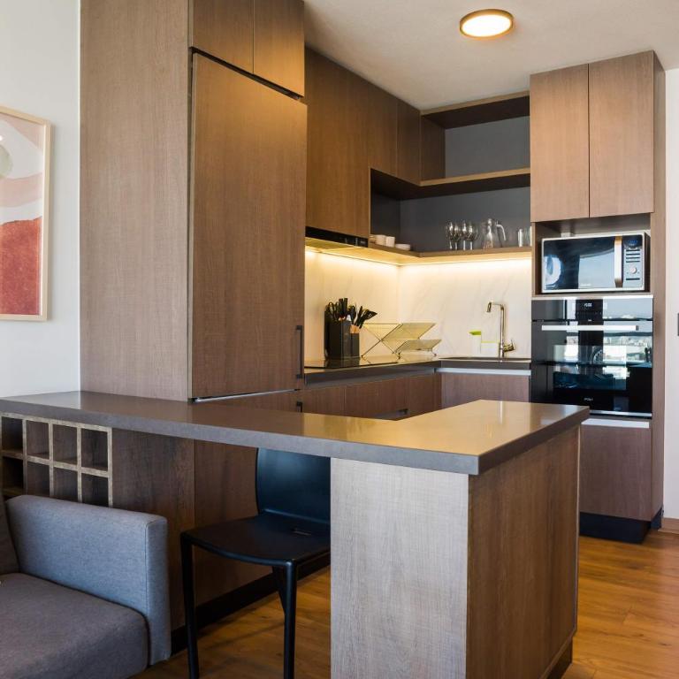 Chic 2BR2BA Haven in the Heart of Las Condes Oasis - Apartment - 8