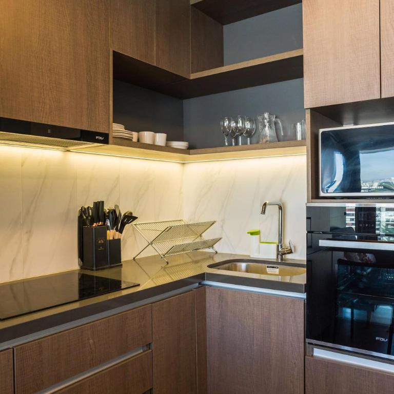 Chic 2BR2BA Haven in the Heart of Las Condes Oasis - Apartment - 11