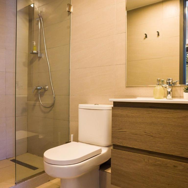 Chic 2BR2BA Haven in the Heart of Las Condes Oasis - Apartment - 23