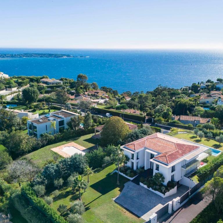 REF 2017 - Cannes - Villa vue mer à louer - Villa - 4