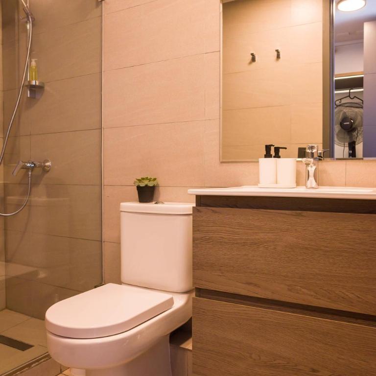 Chic 2BR Apt in Las Condes with Pool & Views - Apartment - 26
