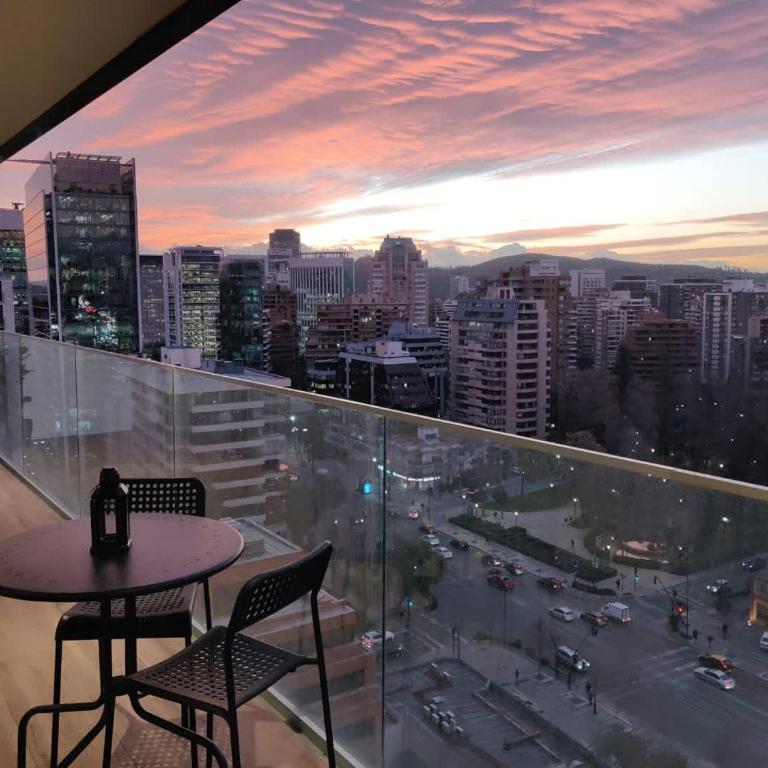 Chic 2BR Apt in Las Condes with Pool & Views - Apartment - 36