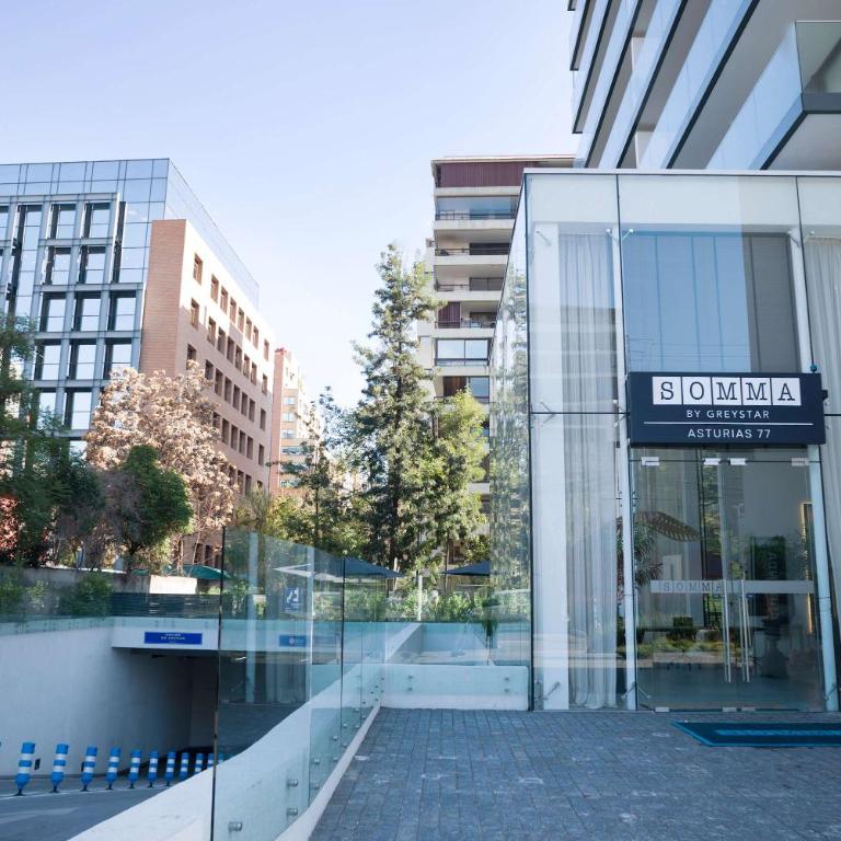 Chic 2BR Apt in Las Condes with Pool & Views - Apartment - 42