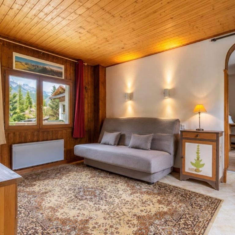 Family home with a garden overlooking Mont Blanc - Chalet - 20