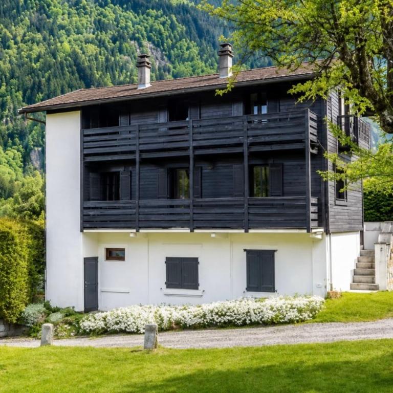 Family home with a garden overlooking Mont Blanc - Chalet - 23